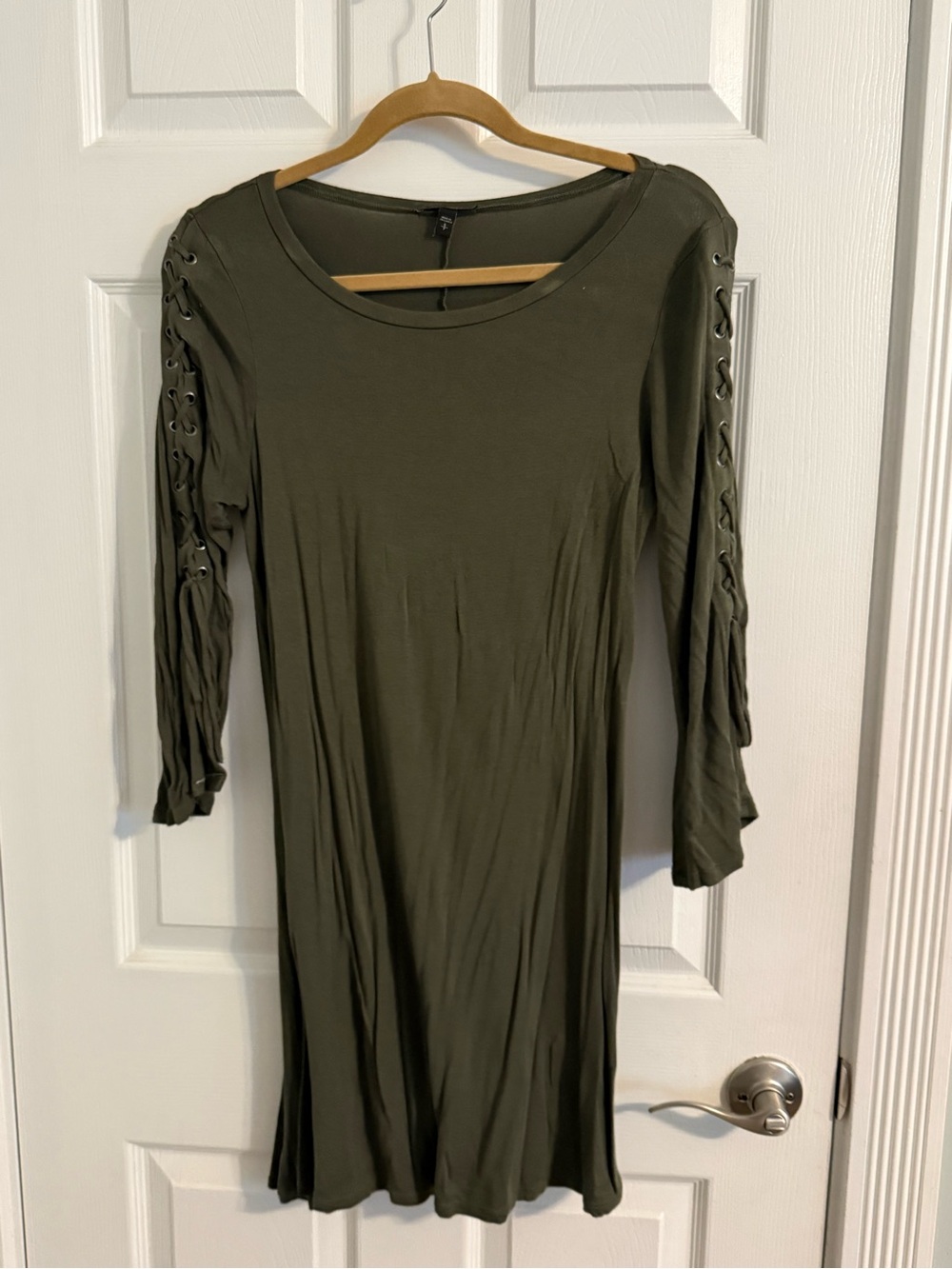 Express Olive Green Long Sleeve Dress with Lace-Up Sleeves